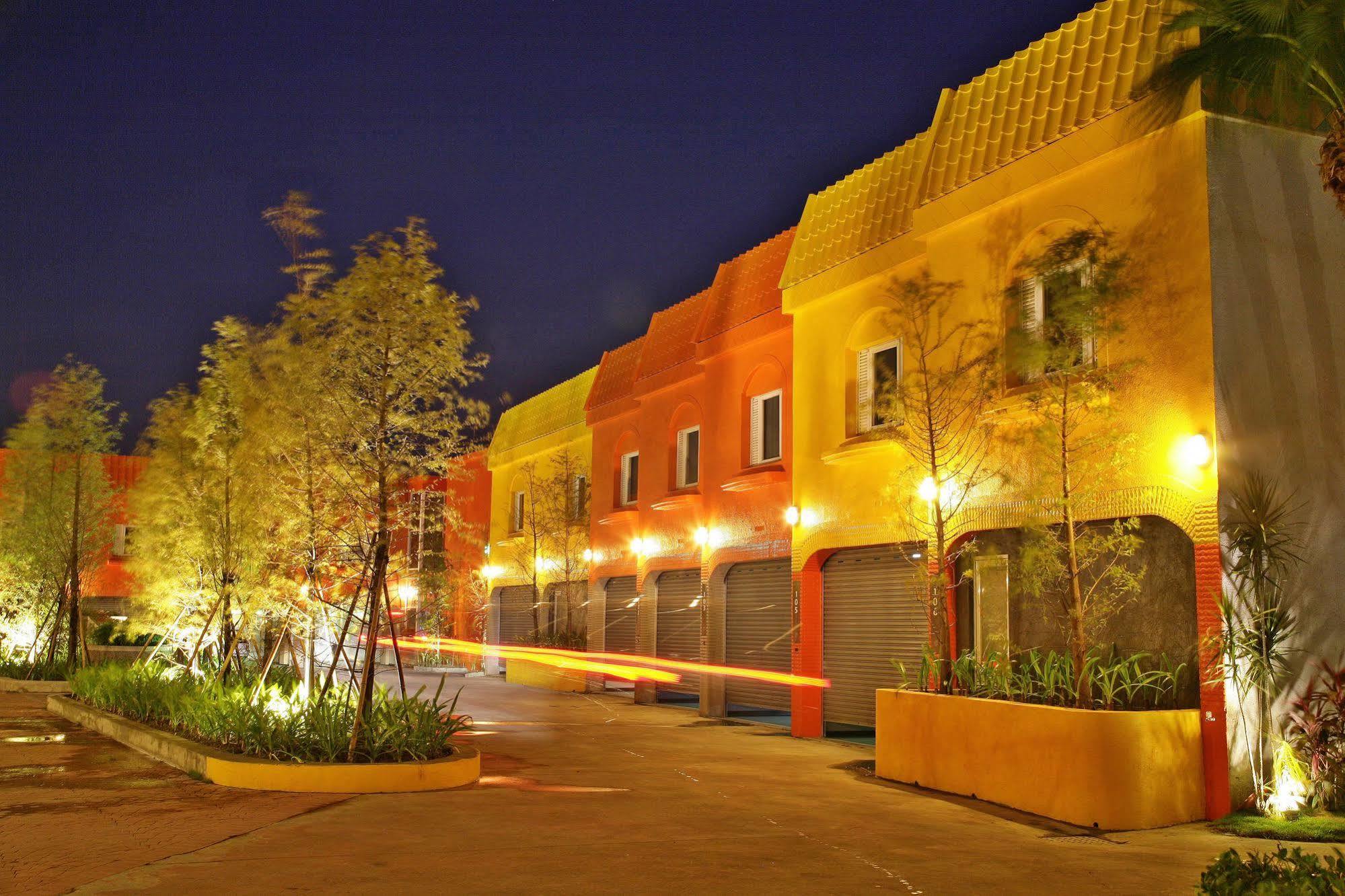 Chusha Motel Gongguan Bagian luar foto